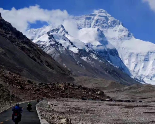 Everest Bace Camp Motorbiking